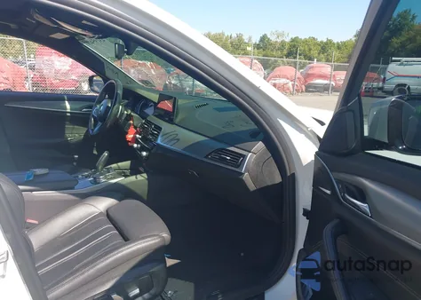 2018 BMW 530E xDrive Iperformance z USA, uszkodzony, nr VIN WBAJB1C53JB374603